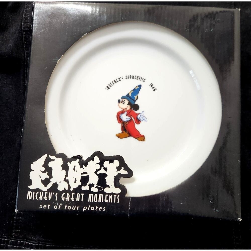 Disney Set of 4 Mickeys Great Moments Plates Size 8" in Packed in Original Box